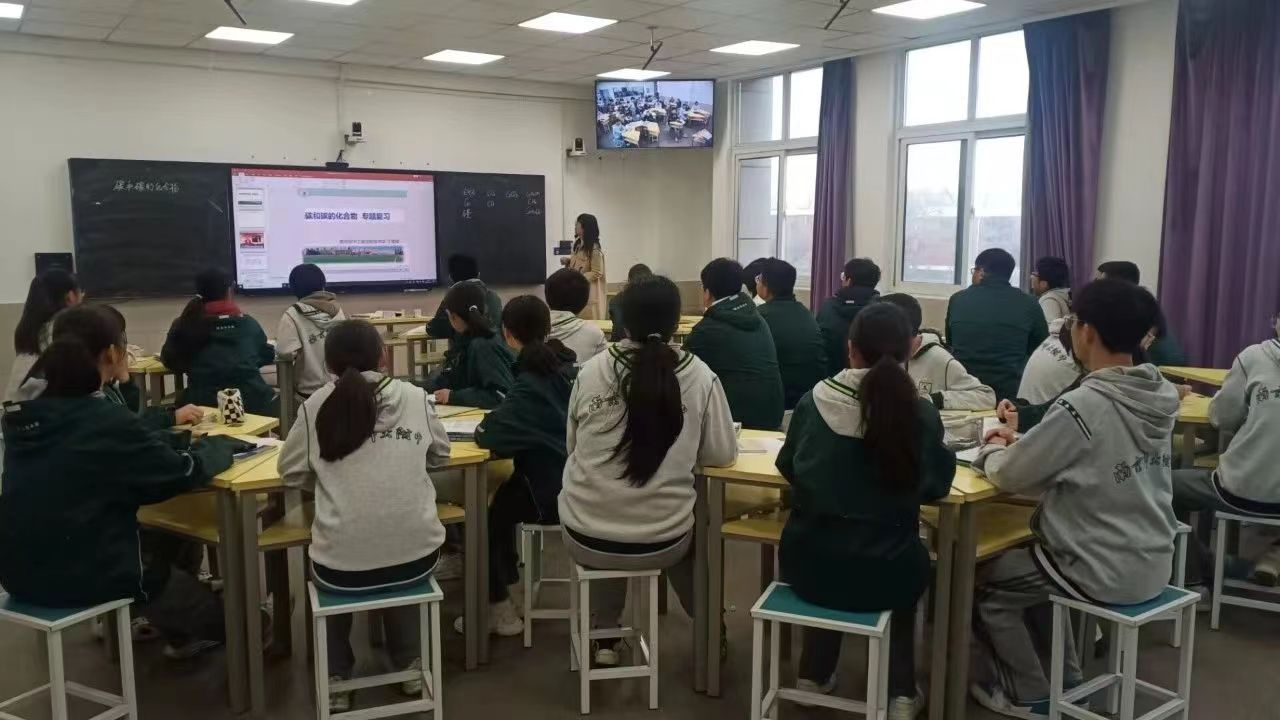 丁儒雅2.jpg