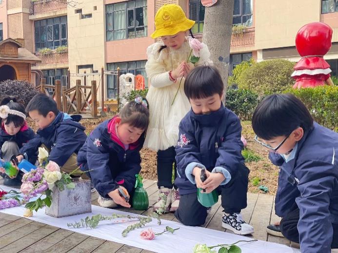 2024.3.8植树节1_html_2e767bf6.jpg