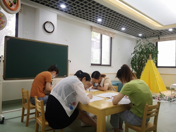2020.9.15教科研素养大赛(微信)_html_m3748e42a.jpg