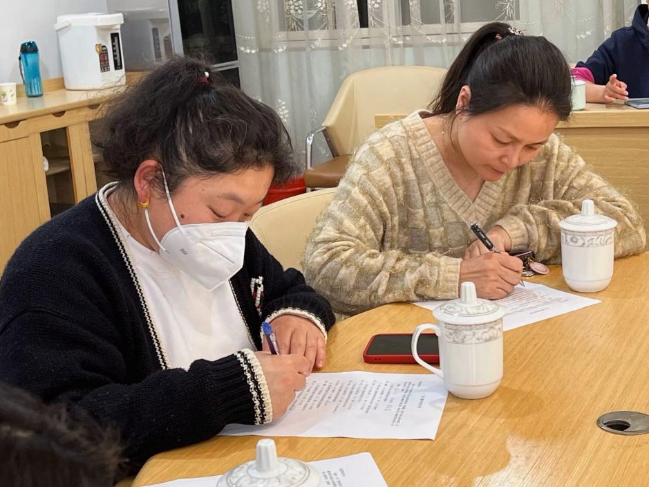 【生命迈幼·后勤动态】家长膳食委员会_html_468ba192.jpg
