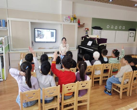 4.9消防演练新闻稿_html_4b8fe922.jpg