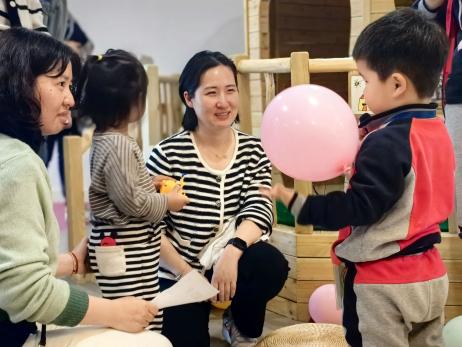定稿：【生命迈幼  党工共建】趣味亲子行，童心筑未来_html_11d8f7fd.jpg