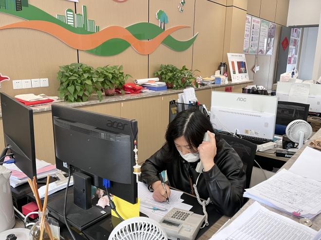 齐心抗疫 · 师者担当_html_430775c9.jpg