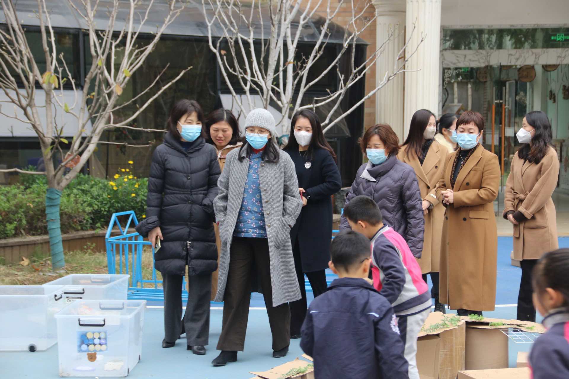 迈皋桥幼儿园迎接省课程游戏化专项视导(1)(1)(1)_html_20e3593b.jpg