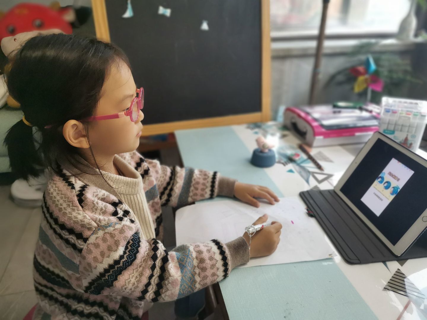 国家安全，铭记于心——迈皋桥幼儿园开展“全民国家安全教育日”系列专题活动新闻稿 张迪_html_m4484c92d.jpg