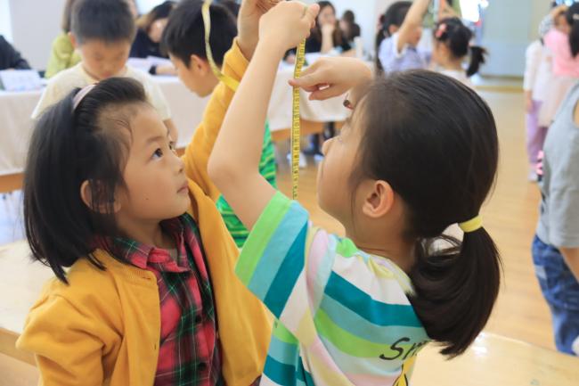 以赛角逐艺，共研亲生命——迈幼教育集团集体教学评比活动新闻稿(1)_html_281a12b8.jpg