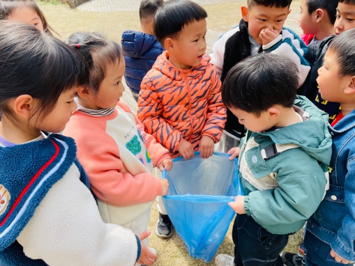 3.5雷锋活动_html_5538e4c7.jpg