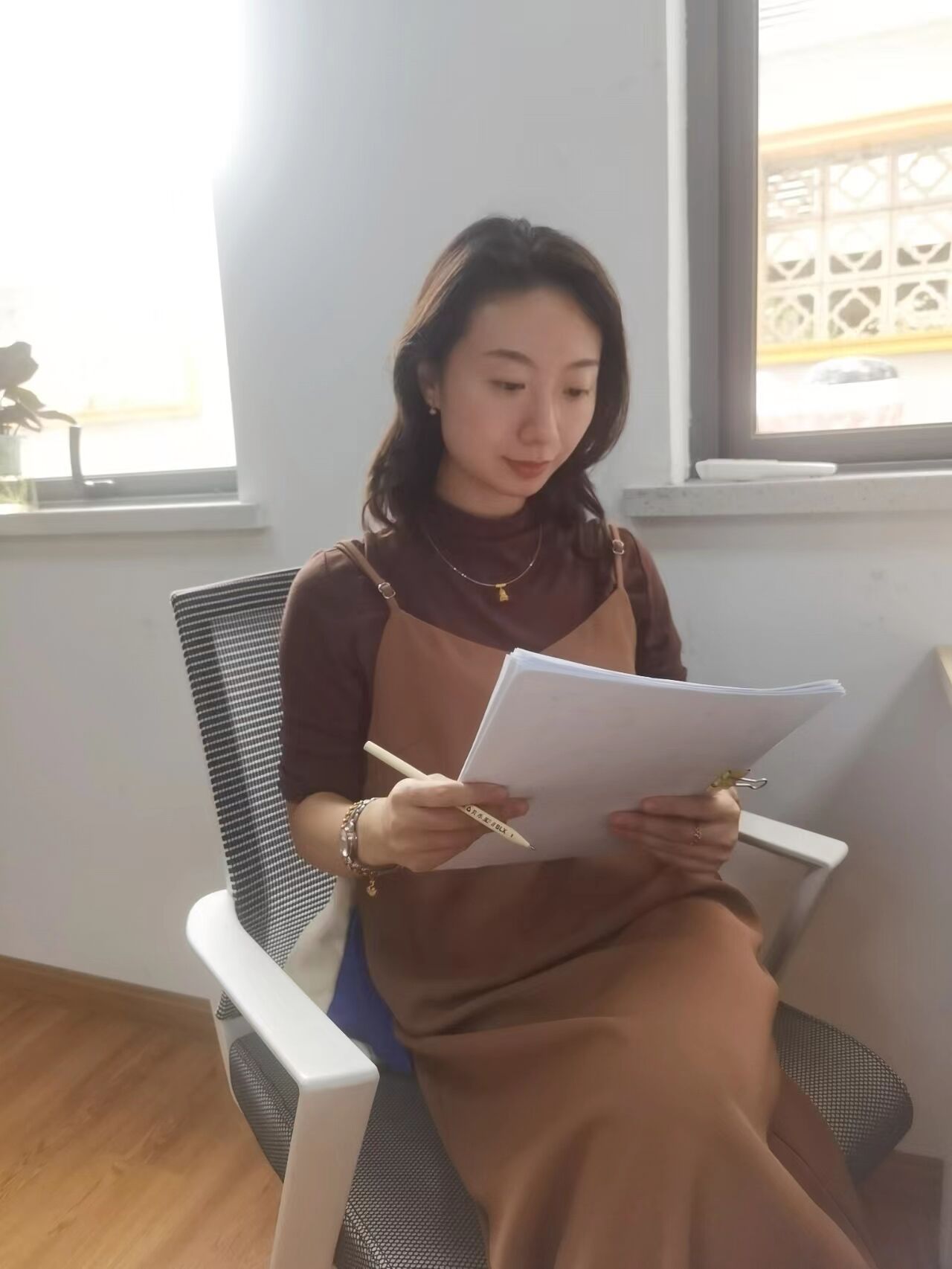 2024年5月、6月师德标兵报道_html_2e78af22.jpg