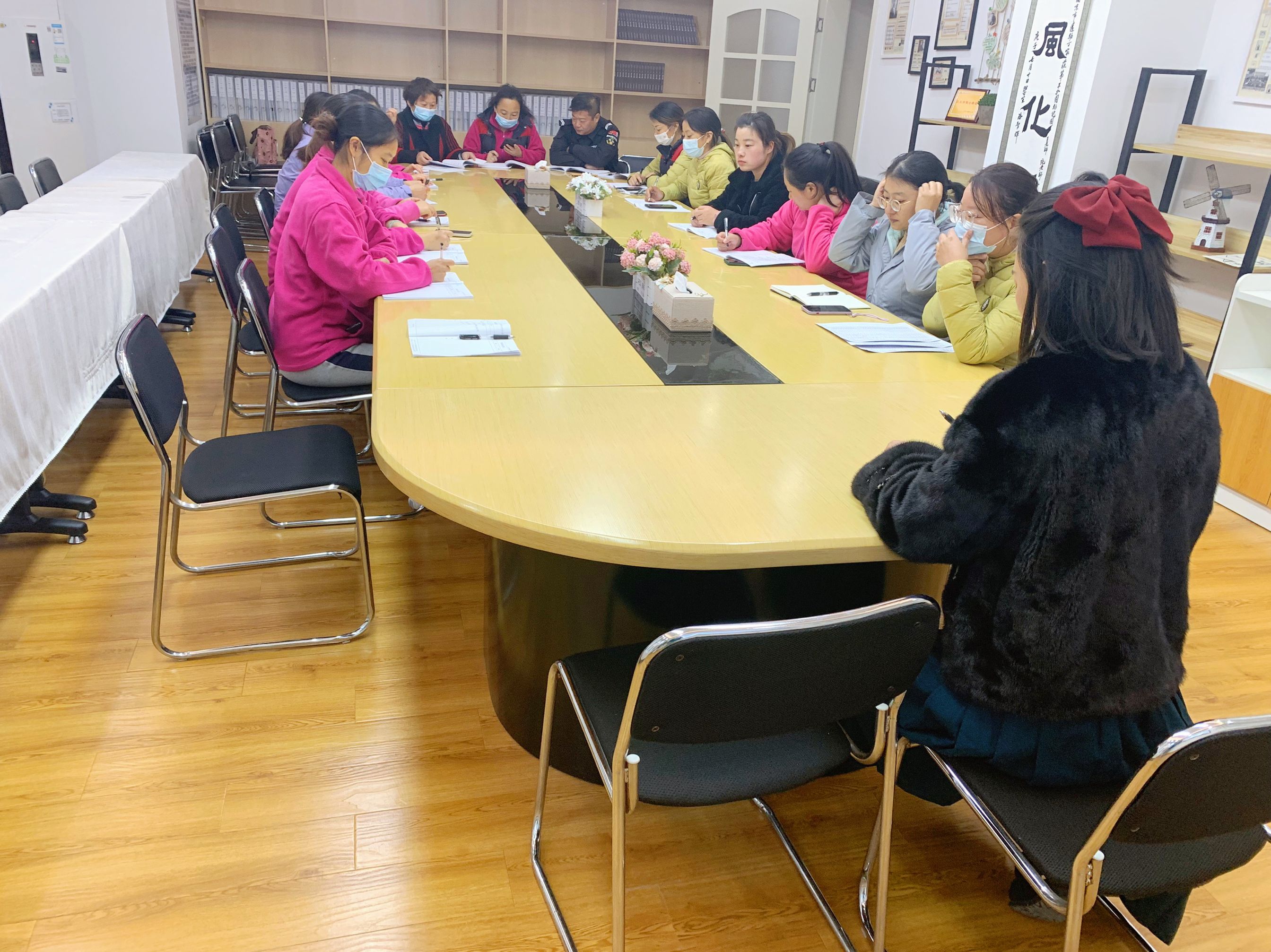 校园安全专项会议(1)_html_100713f3.jpg