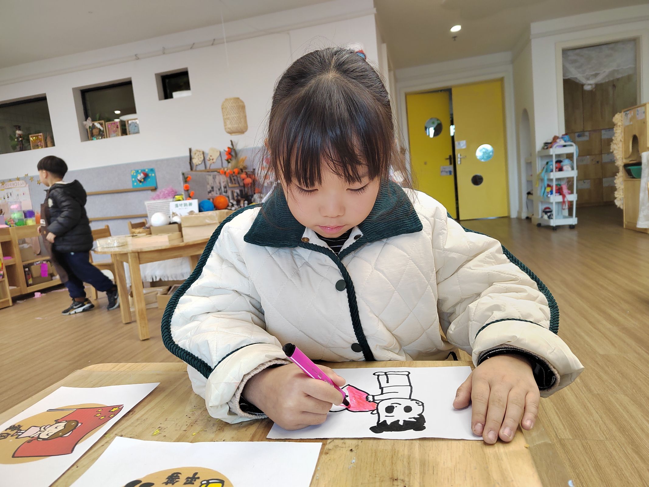 【生命迈幼•校园新闻】学法知法  萌娃先行—记迈幼嘉誉山分园宪法周活动_html_9860663.jpg