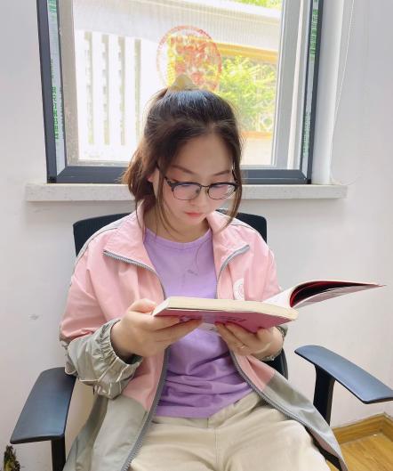 四月师德标兵新闻稿_html_297e3759.jpg