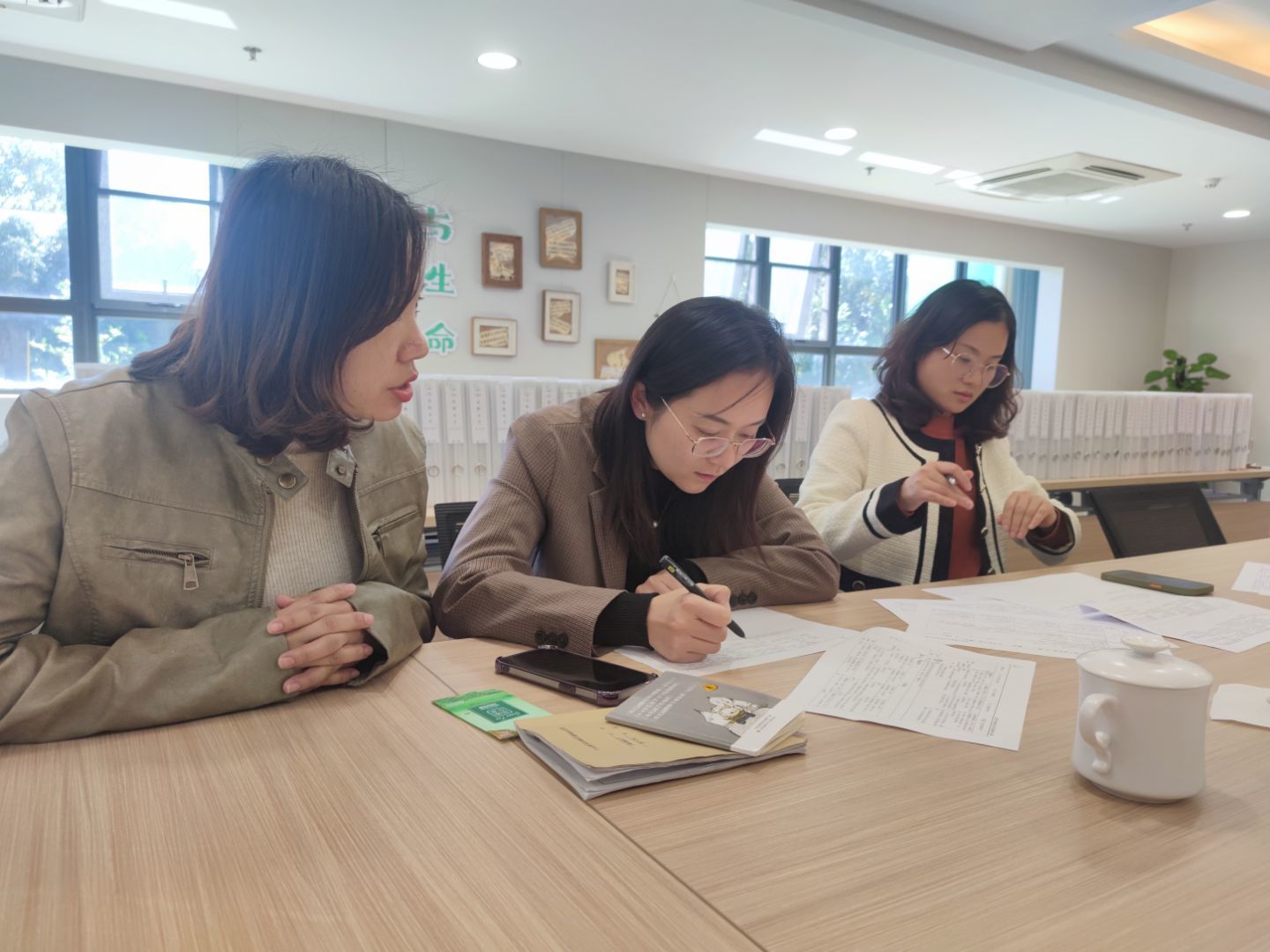 定稿：【生命迈幼·校园新闻】聚力省优，逐梦前行——迈幼嘉誉山分园迎接区教师发展中心进行省优创建指导_html_m73e788b6.jpg