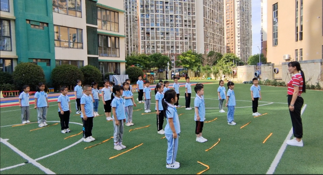 【栖霞版本】携手同行 互学共进(2)(1)(1)(1)(1)_html_m18615ea7.png