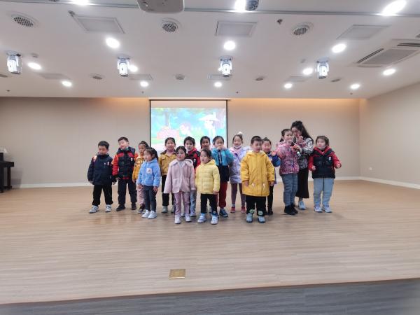 迈幼嘉誉山分园学雷锋新闻稿修改_html_m8e94f93.jpg