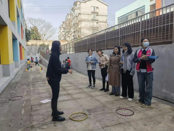 3月2日运动场地评比新闻稿_html_m3fa166c9.jpg