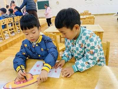 11.23 迈幼教育集团科学教研组第三次活动 （高钦）_html_44b0ff16.jpg