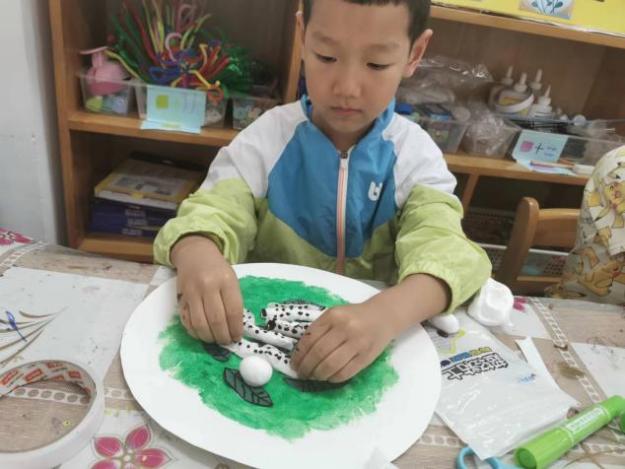 【生活燕幼·园区动态】燕幼中心园“时在小满，幸福满满”——大一班小满节气活动_html_1584f64b.jpg