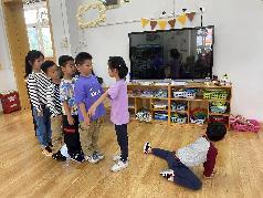 2023.06.06 燕幼中心园 防踩踏事件安全演练_html_m5187e4dd.jpg