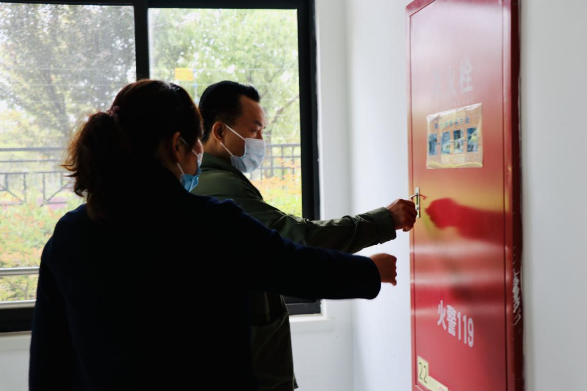 20210420新城园区  校园安全联合大检查_html_d1a2e8c.jpg