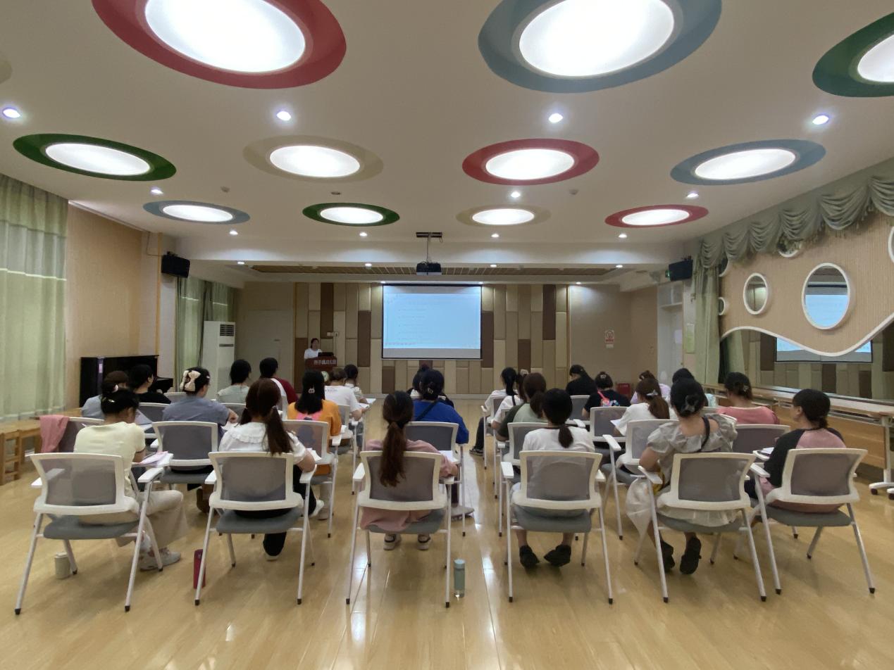 20230912【生活燕幼·园区动态】下庙分园：“写作抓基础，论文谱新篇”——论文撰写培训活动_html_m4972c3d5.jpg