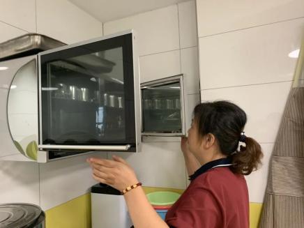 20230831【生活燕幼】“你好，新学期”——燕子矶幼儿园秋季开学准备_html_69632920.jpg