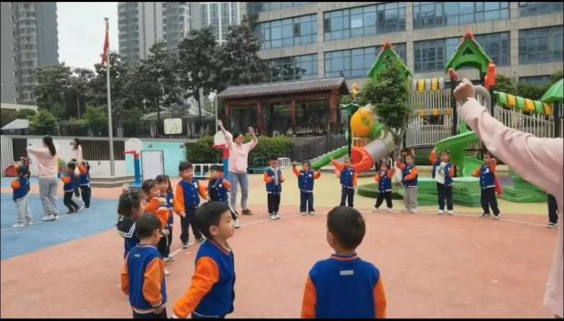 20240429小班亲子运动会_html_m217fb5f0.jpg