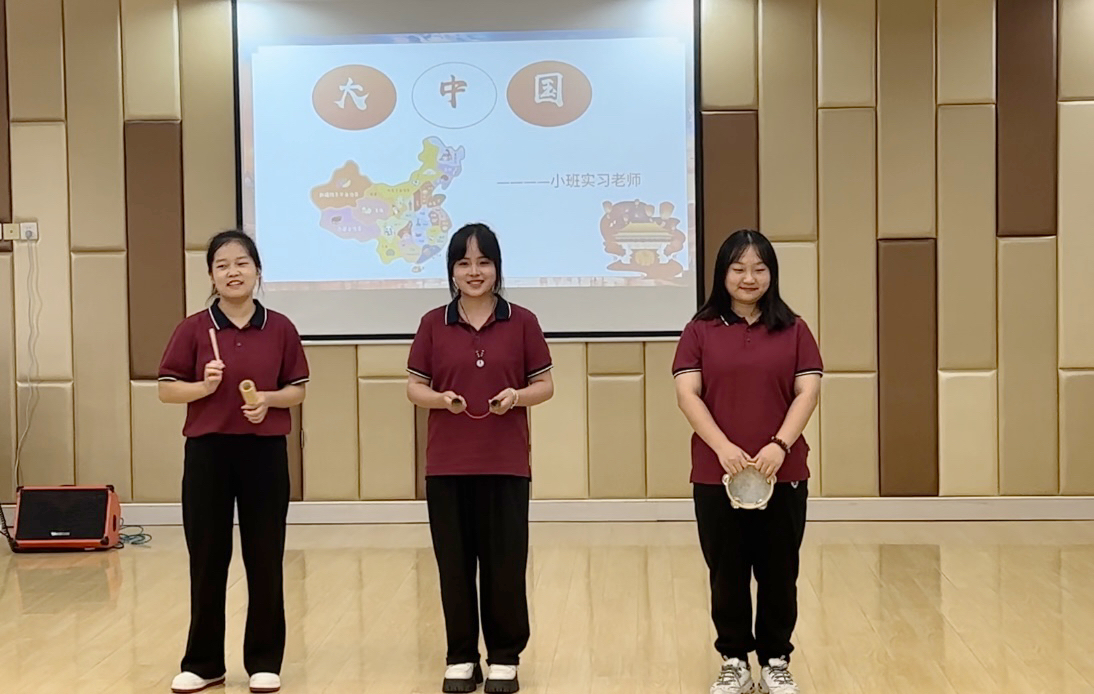 【生活燕幼·年级组动态】下庙分园： “月满中秋，欢聚国庆”——迎中秋国庆音乐会活动_html_774eae5c.jpg