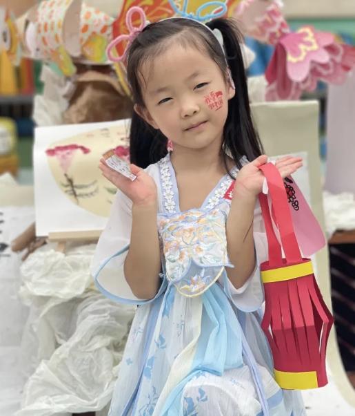 【生活燕幼·园区动态】下庙分园：“燕衔双节  庙趣横生”——双节同庆游园活动(1)_html_2f485e61.jpg