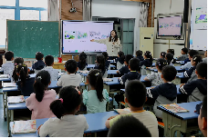 20240514【生活燕幼·年级组动态】燕幼中心园：花开有时，衔接成长——大班年级组参观小学活动_html_266366a4.png