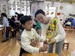 2023.4.14【生活燕幼·教研组动态】燕幼中心园：趣探科学，互促成长---科学教研组公开课活动_html_10d8731c.jpg