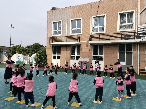 20220513祥和园区幼儿早操评比活动_html_6950d776.jpg