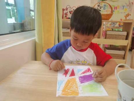 20240621【生活燕幼·园区动态】童年不同样 趣评见成长——幼儿园期末评估活动_html_6540ae1e.jpg