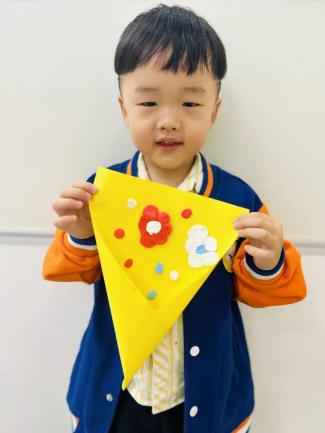 20231023【生活燕幼·园区动态】燕鸣苑分园：“爱满重阳 孝润童心”——重阳节活动_html_m5efca301.jpg