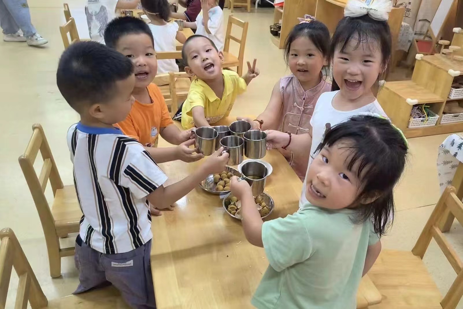 20240905【生活燕幼·园区动态】新城分园：“秋高气爽，白露生凉”——二十四节气活动活动_html_m10d6bdbe.jpg