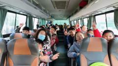 秋游_html_33f548f6.jpg