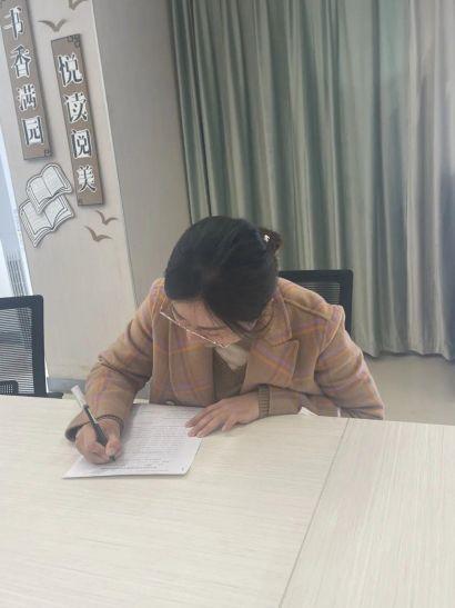 20230327【生活燕幼·园区动态】燕鸣苑分园:以考笃行 共促成长——《幼儿园保育教育质量评估指南》考试_html_m703fa07f.jpg