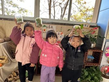 【生活燕幼·园区动态】下庙分园：“大雪至，寒冬始”——大雪节气活动_html_m6219da24.jpg