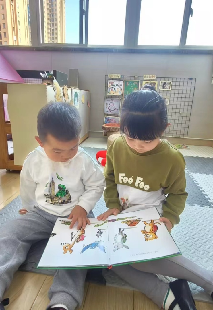 【生活燕幼·园区动态】下庙分园：“帮助弟弟妹妹”——新学期第一次儿童陶研会_html_30738ac1.jpg