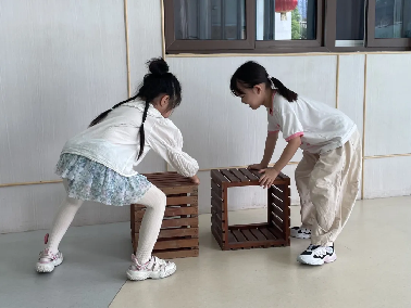 20241002  【生活燕幼&middot;园区动态】“稚趣迎国庆，童心向祖国”——国庆节系列活动_html_4737e2e8.png
