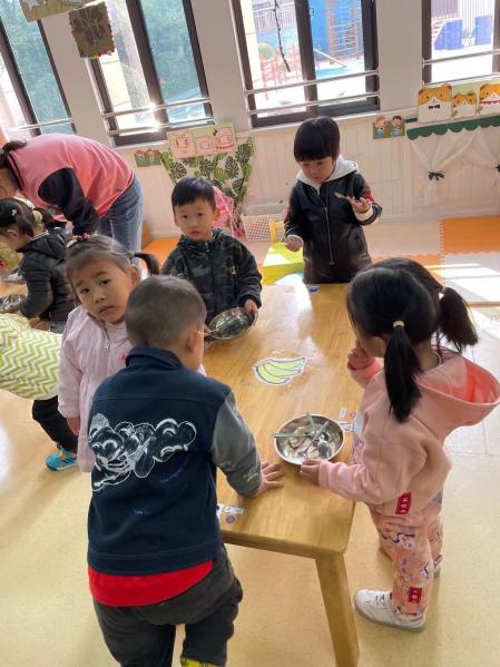2021.10.21新城小三班资源团(3)(1)_html_65cb5bf6.jpg