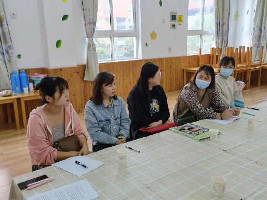 20211014祥和园区园级家委会和膳食委员会工作会议_html_m634ec402.jpg