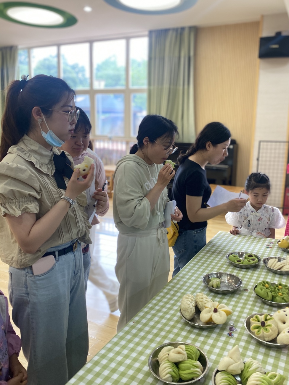 20230518【生活燕幼·安全第一】下庙分园：“亮技能，展风采”——食堂工作人员技能比赛_html_m1a6e3f5.jpg