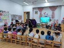 【生活燕幼·园区动态】燕幼中心园：“春意藏，立夏至”——小二班立夏节气活动_html_2d1a24a0.jpg