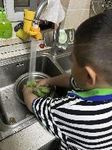 20230508燕幼中心园劳动教育周系列活动_html_m7b948659.jpg
