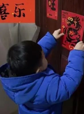 20240217  【生活燕幼】“齐乐龙龙，趣迎新年”——我的中国年主题活动_html_m16dfc4f8.jpg