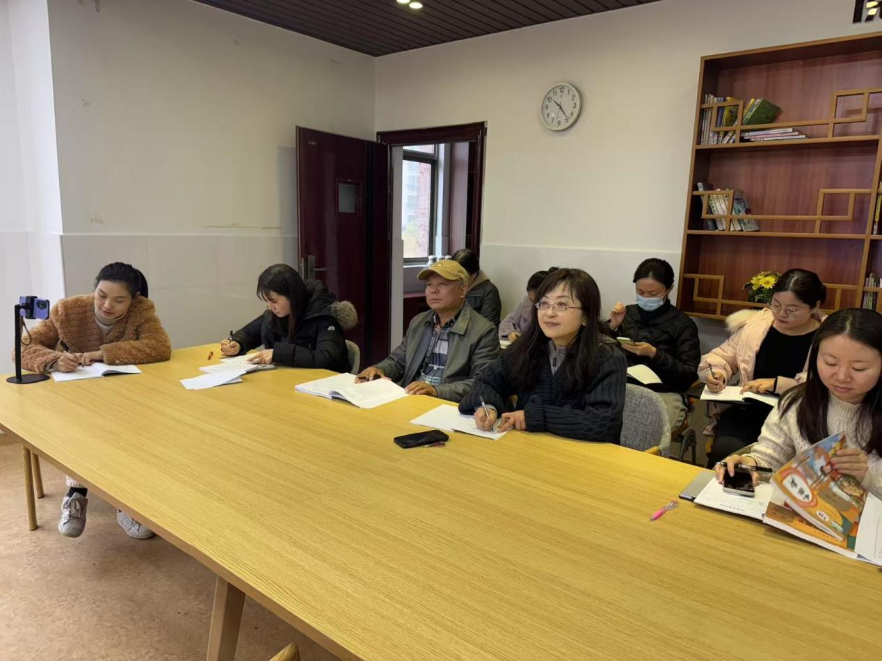【养正颐小•督学】专项督导促发展，砥砺前行谱新篇_html_m6fccce47.jpg