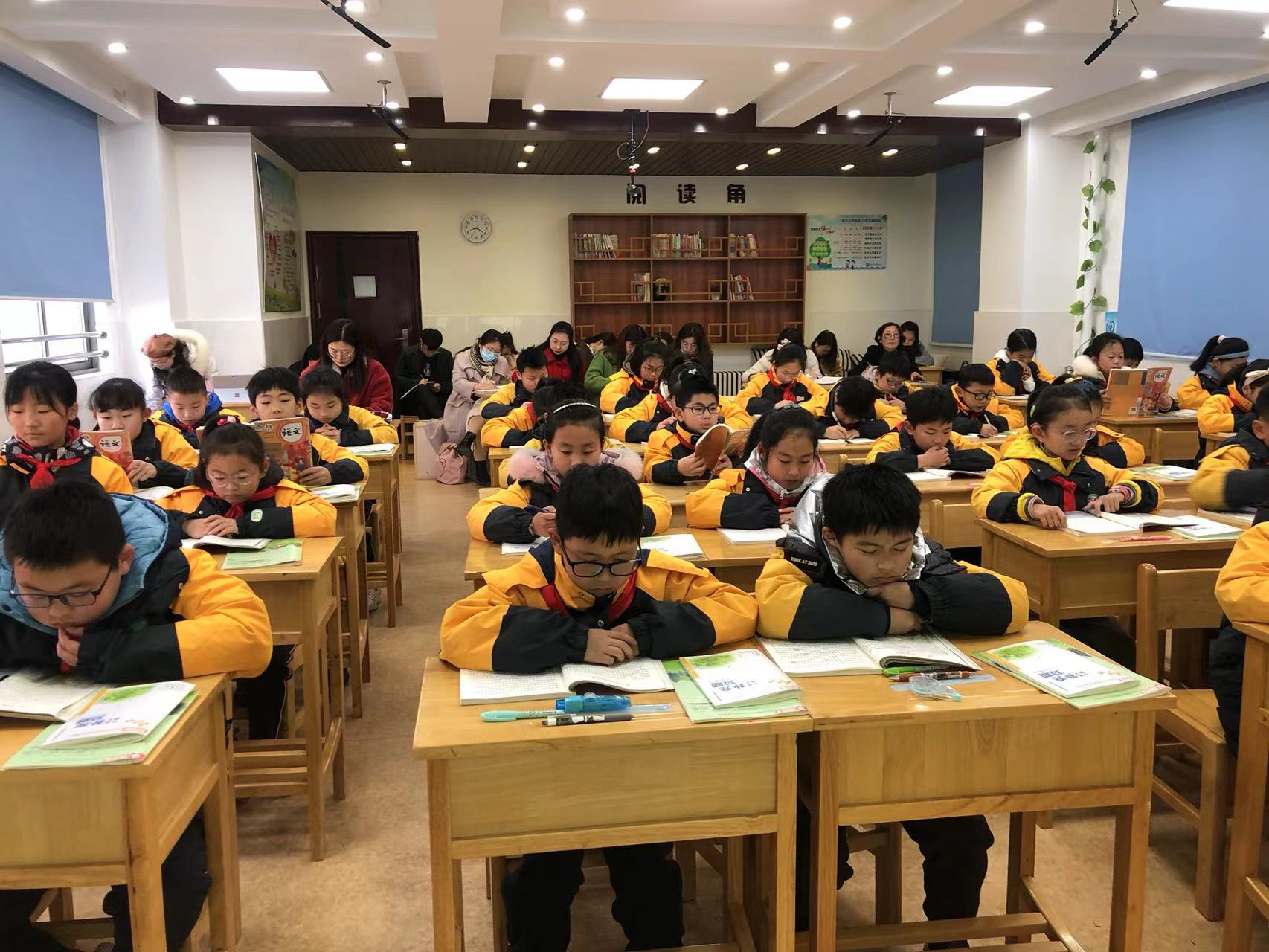 【养正颐小·教学】研修之路，与名师同行  ——迈皋桥中心小学骨干研修班教研活动记