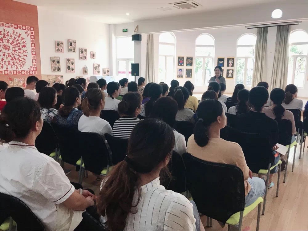 （乐动马幼）【安全第一】凝心聚力，校园安全刻不容缓——马群幼儿园防暴力侵入安全疏散演习