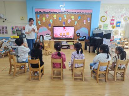 绘本润心田，教研促成长—仙实幼语言教研组活动_html_m2f1f6d3a.jpg
