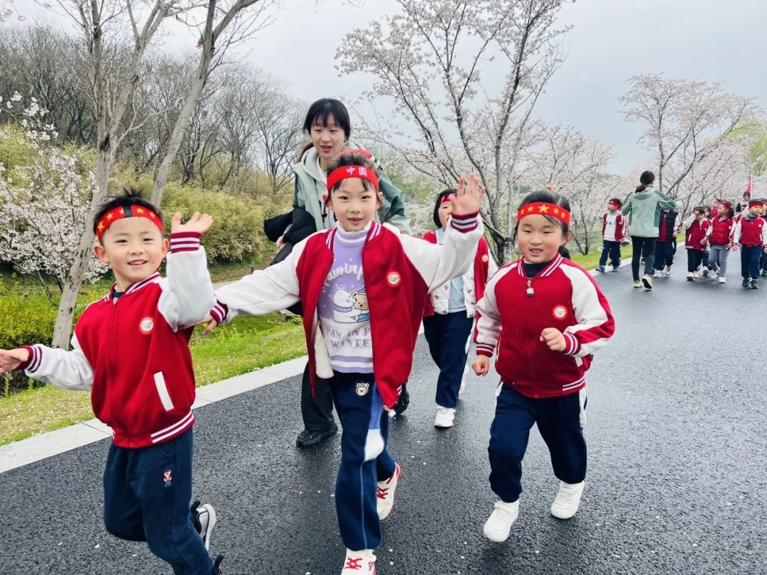 临时_html_132ab341.jpg